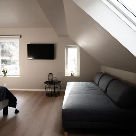 Apartment Trolltunga *