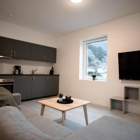Trolltunga Apartment